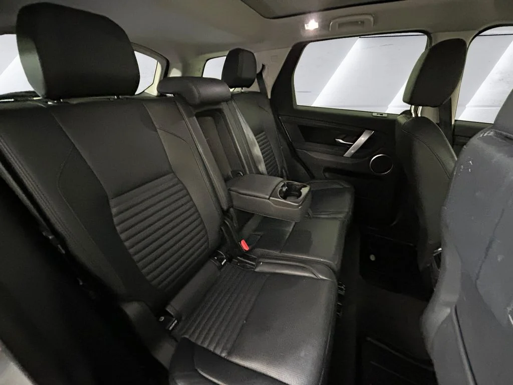Used 2022  Land Rover S image 16