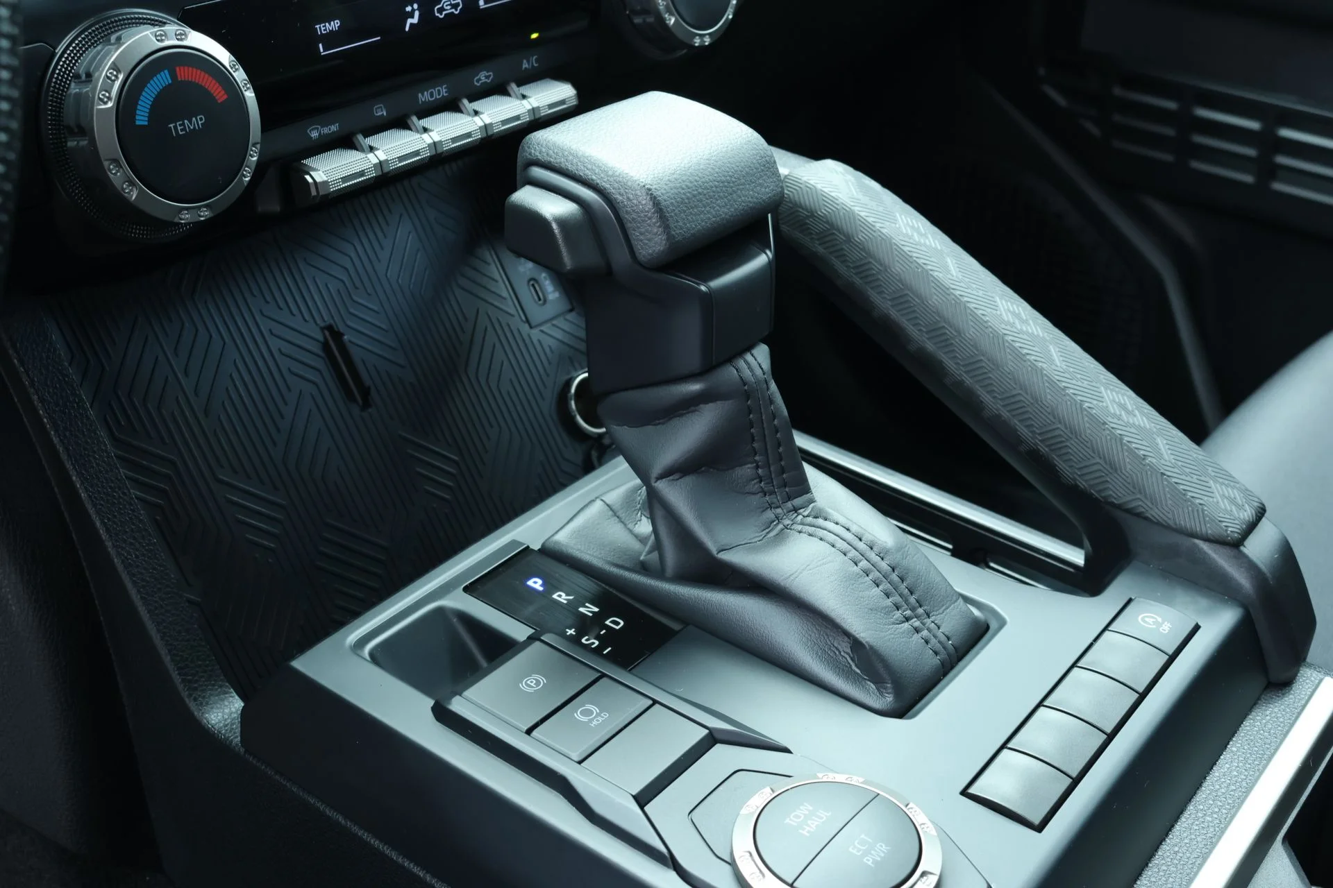 Used 2026  Toyota SR5 image 13