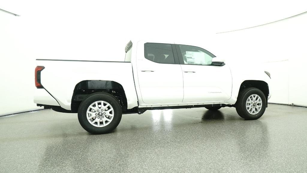 2026 Toyota Tacoma SR5 - Photo 22