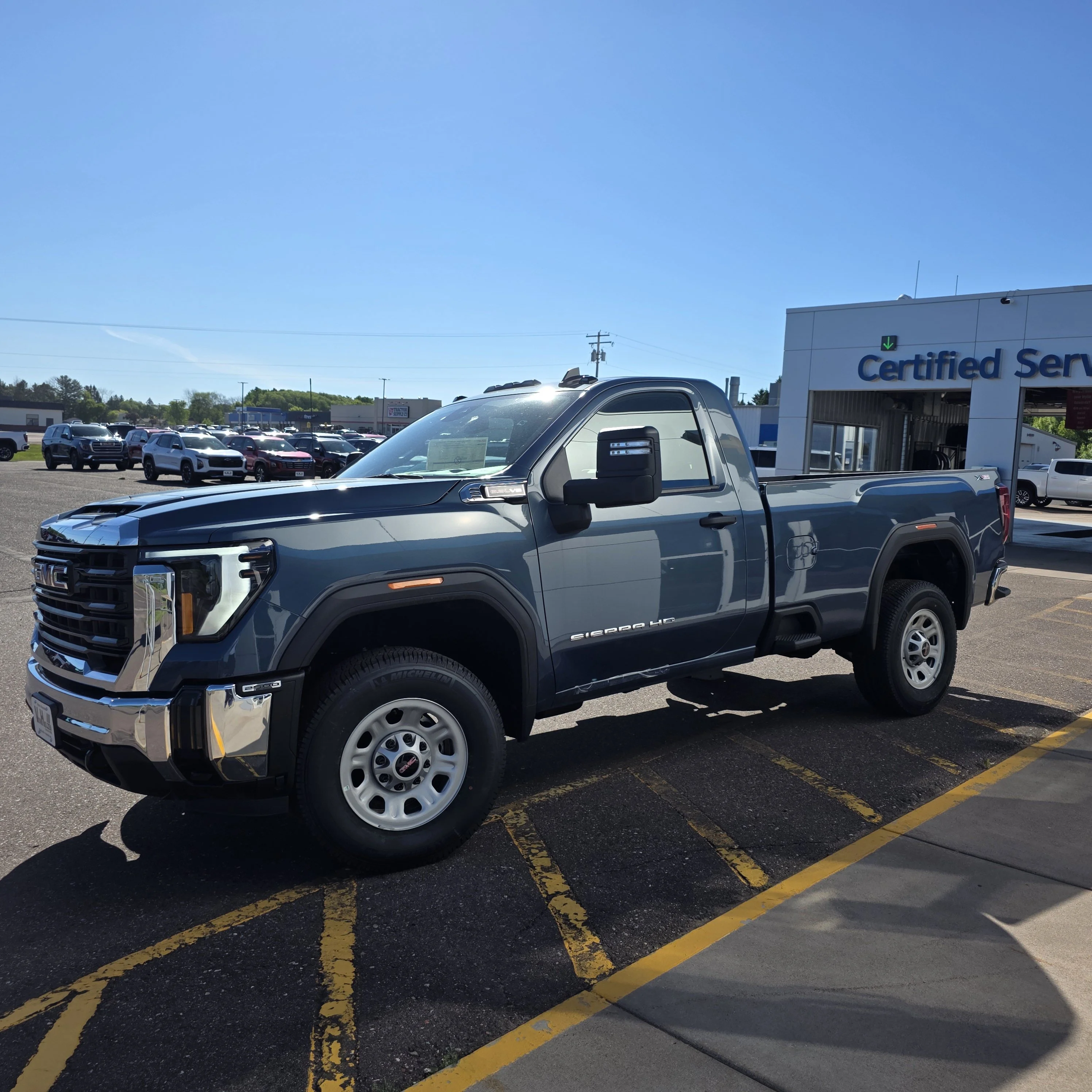 2026 GMC Sierra 2500HD Pro - Photo 5