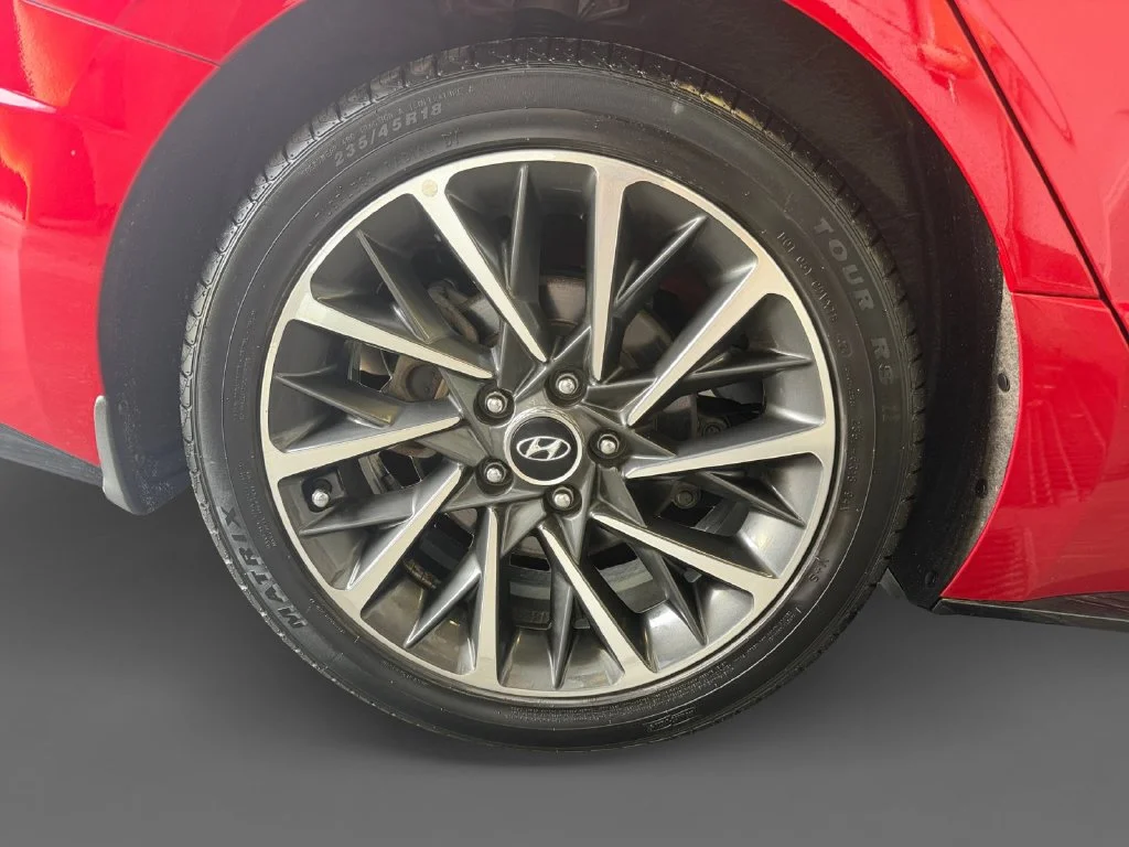 Used 2021 Red Hyundai Limited image 11