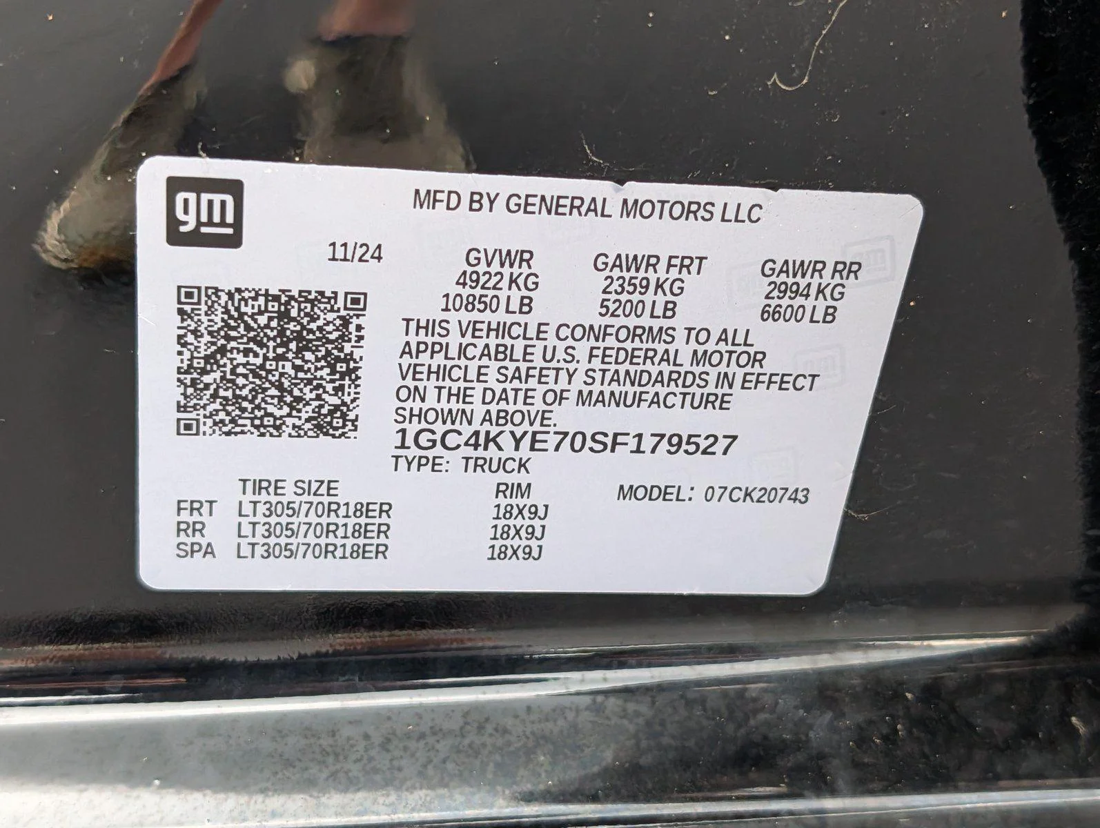 Used 2025 Black Chevrolet ZR2 image 41