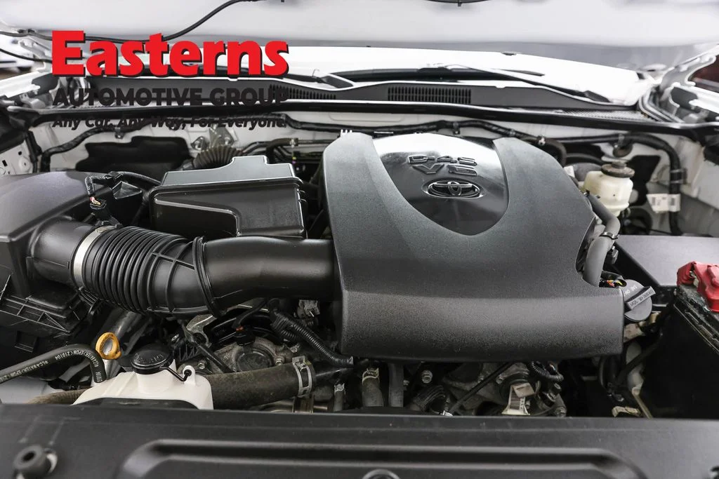 Used 2021 White Toyota SR image 7