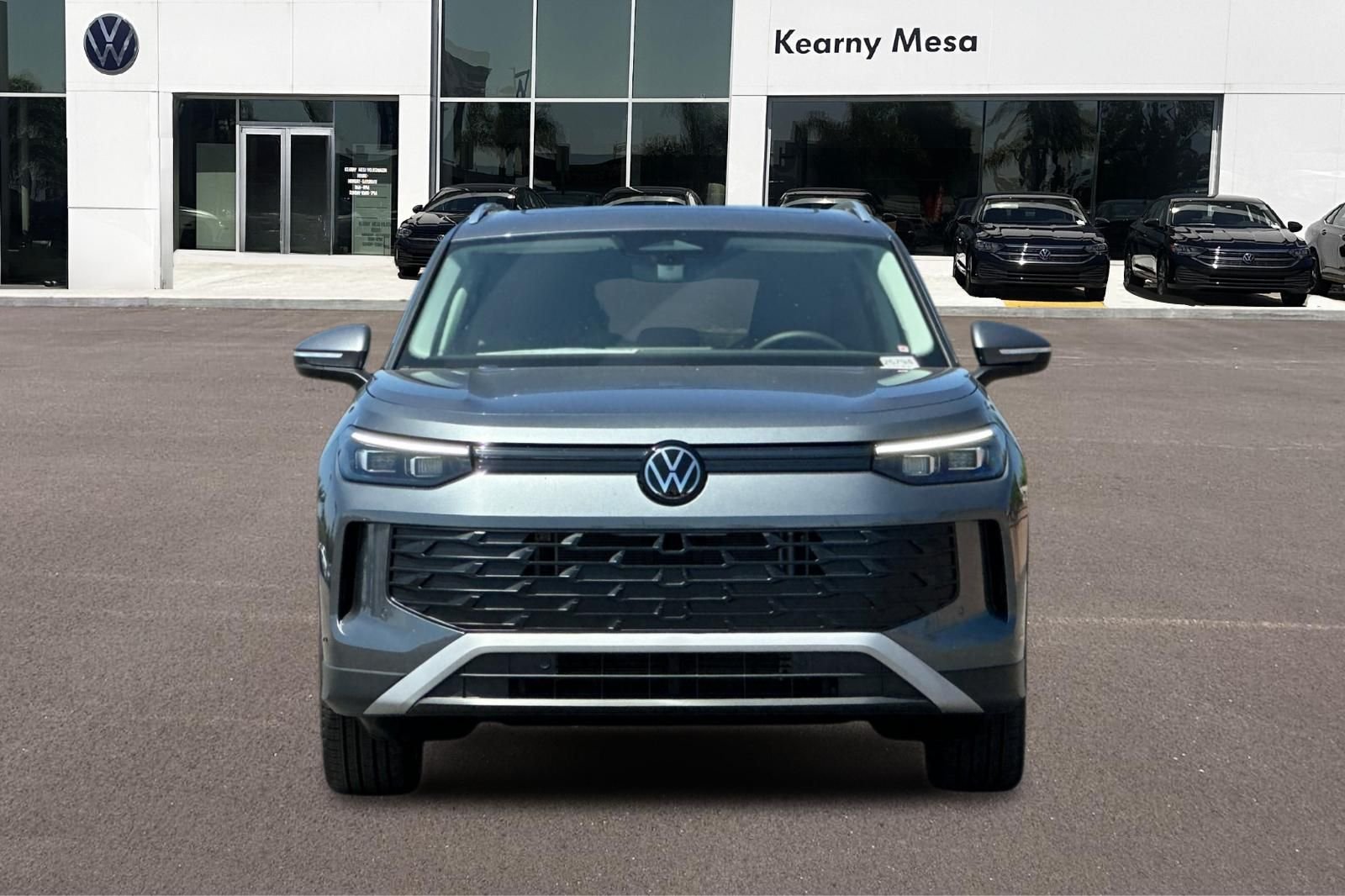 New 2026 Platinum Gray Metallic Volkswagen 2.0T SE image 9