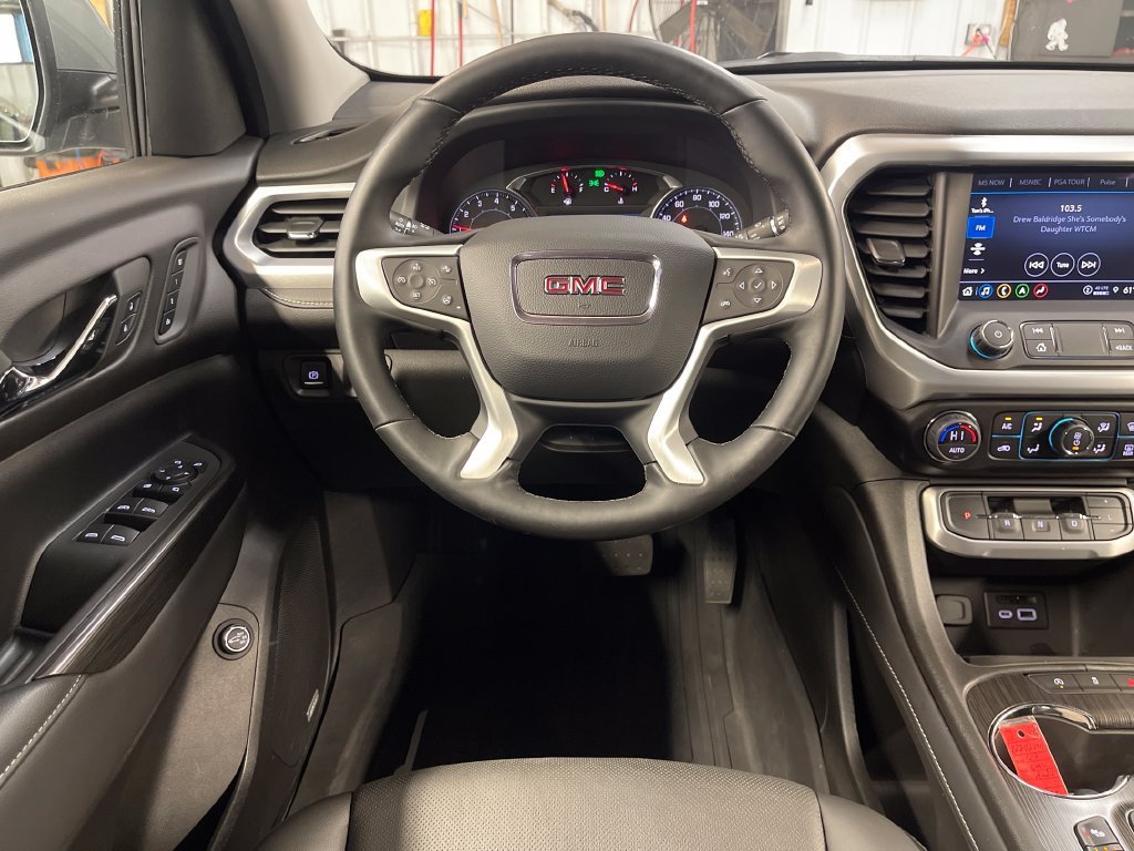 Used 2023 STERLING METALLIC GMC SLT image 17