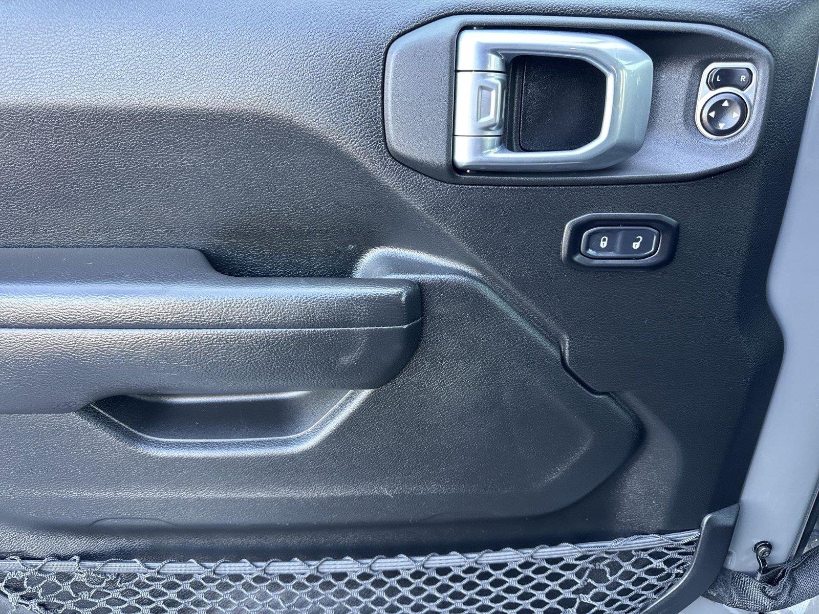 2022 Jeep Gladiator Altitude - Photo 26
