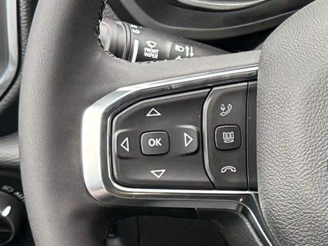 New 2026 Bright White Clear-Coat Exterior Paint RAM LARAMIE image 22