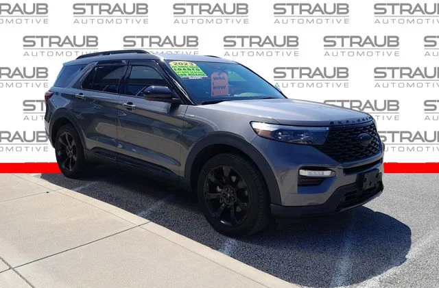 Used 2023 Gray Metallic Ford ST-Line image 1