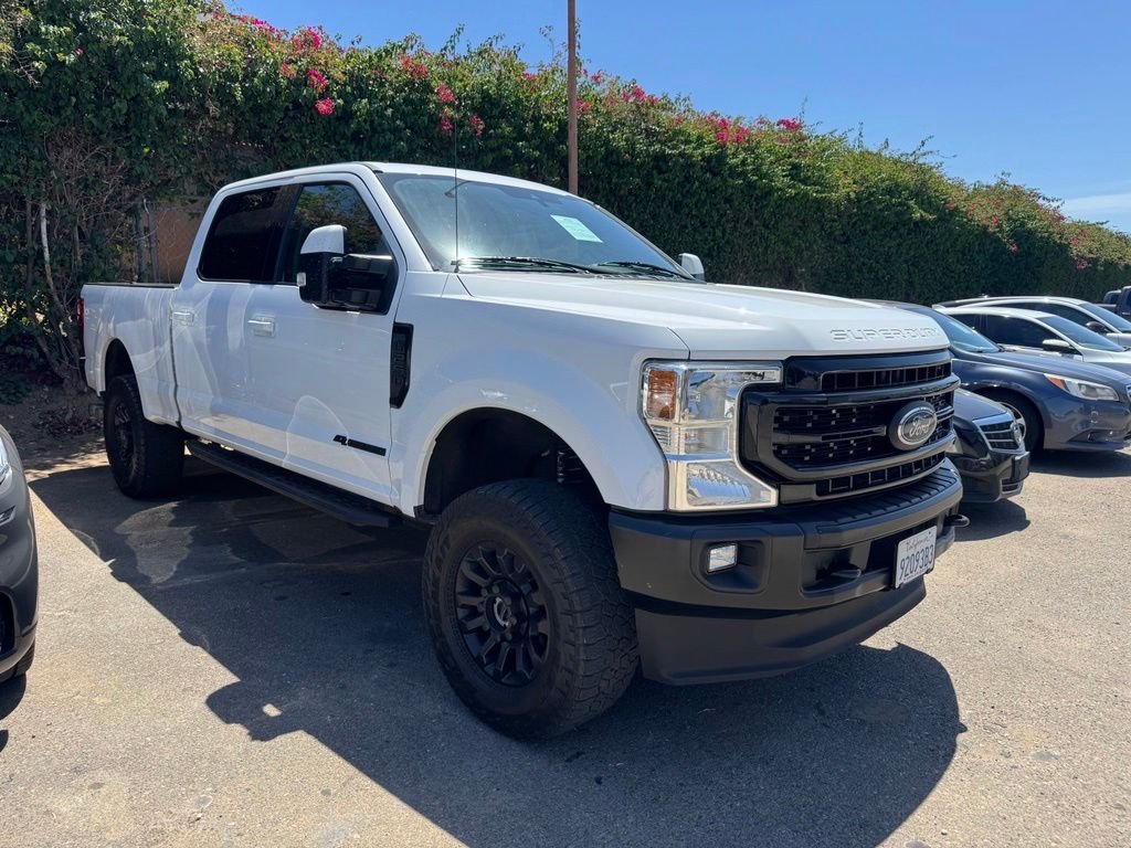 Used 2020 Oxford White Ford Lariat image 3