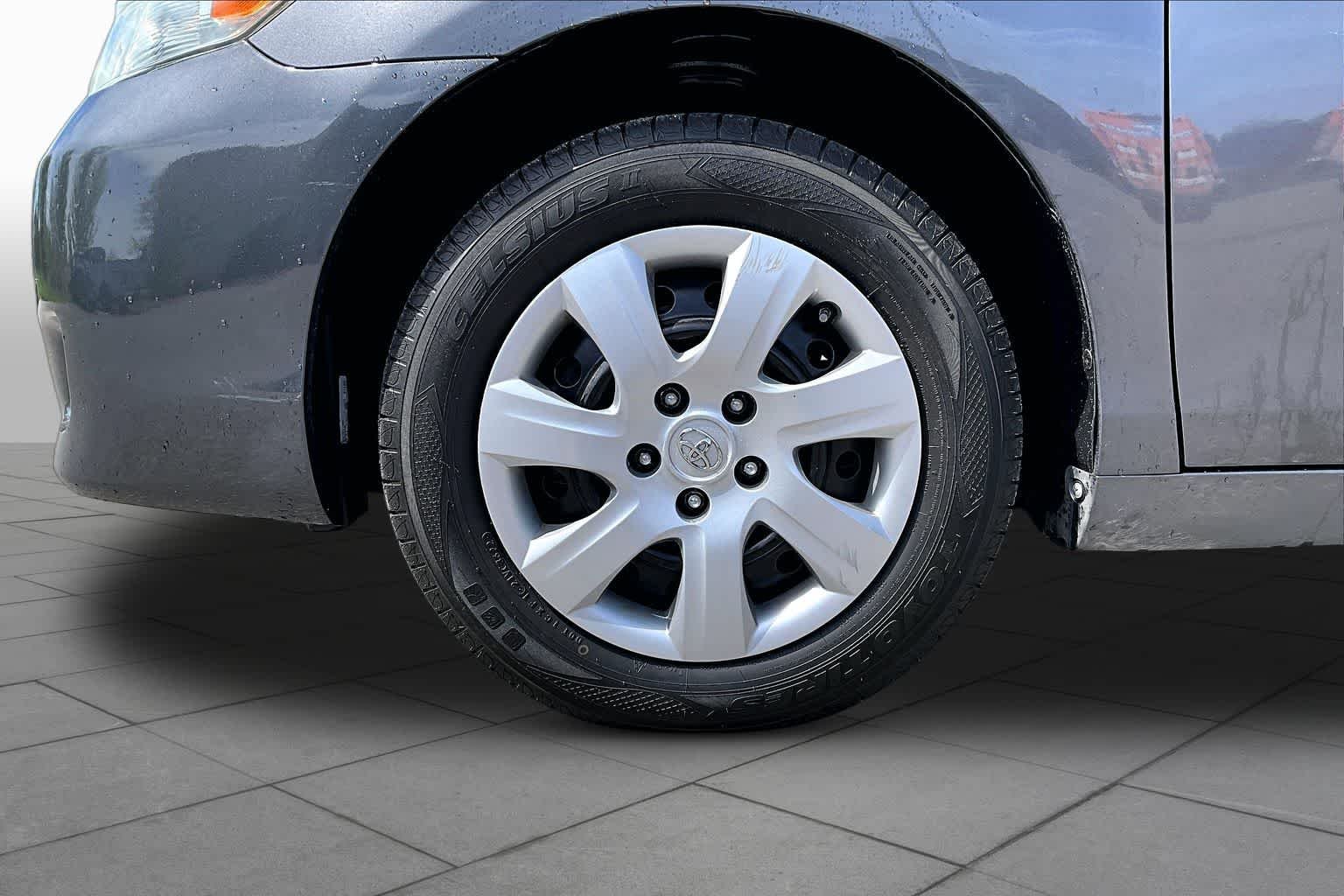 Used 2010 Magnetic Gray Metallic Toyota LE image 10