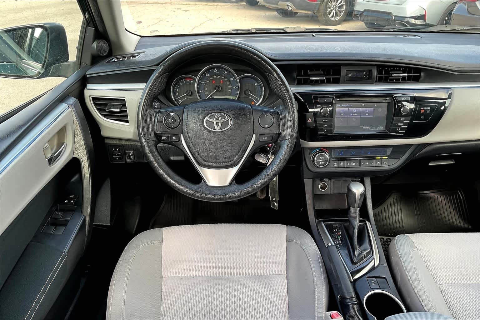 Used 2015 4Evergreen Mica Toyota LE image 6