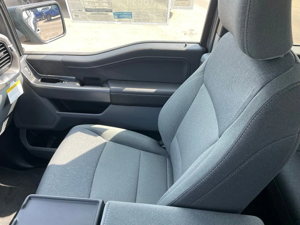 New 2026 Carbonized Gray Metallic Ford XLT image 21