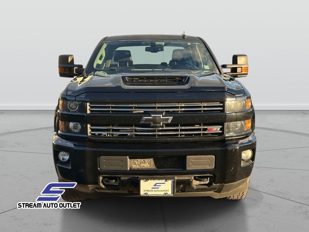2018 Chevrolet Silverado 2500HD LTZ photo 2