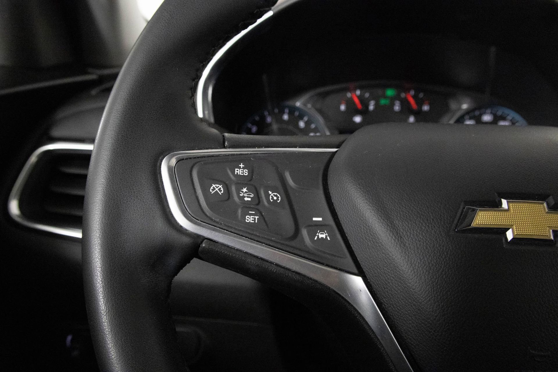 2023 CHEVROLET EQUINOX - Image 28