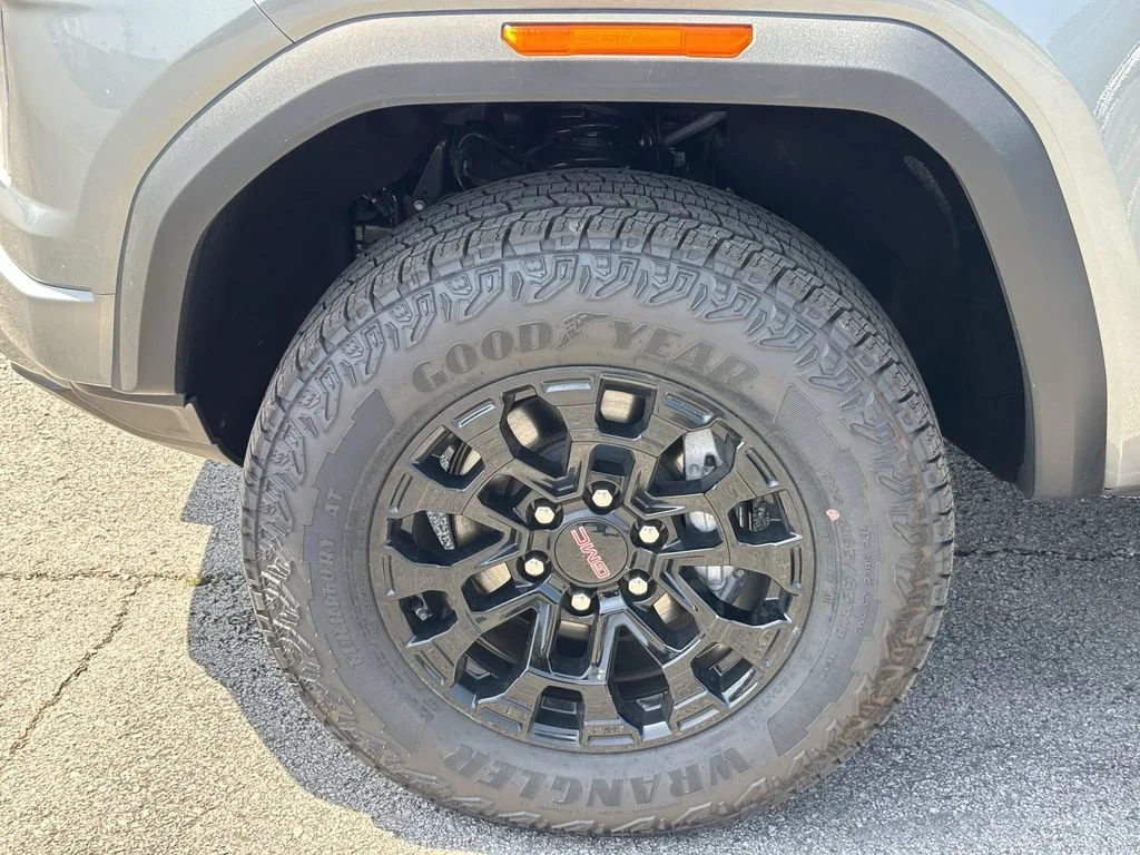2026 GMC Canyon Elevation - Photo 9