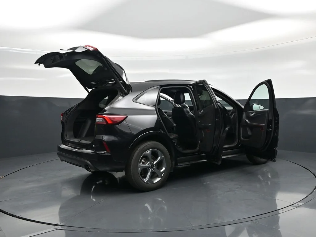 Used 2024 Black Ford ST-Line image 5