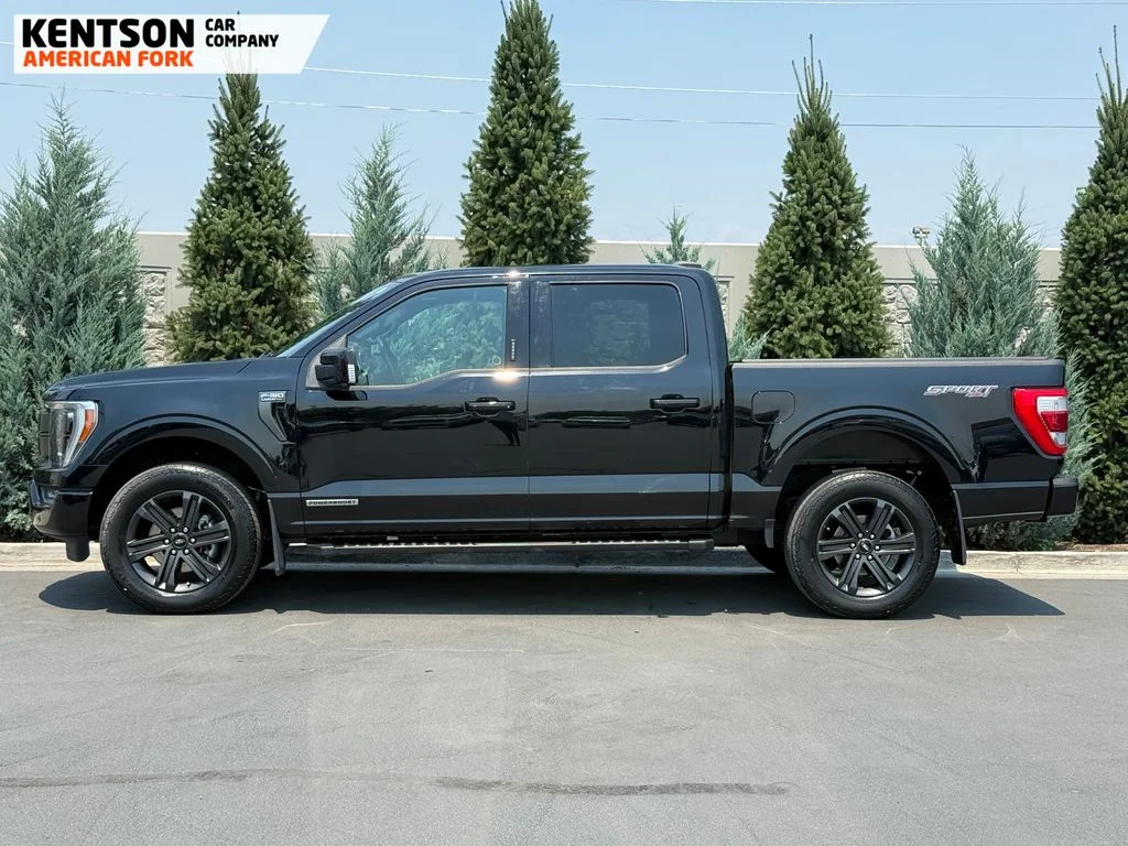 Used 2023 Black Ford Lariat image 4