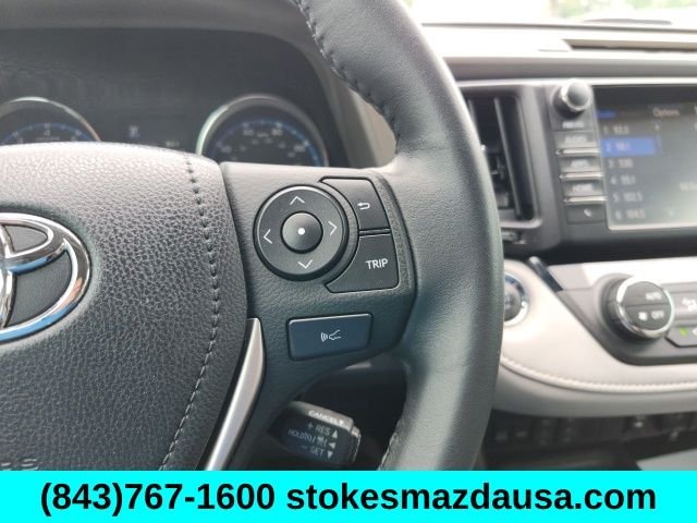 Used 2018 Red Toyota Limited image 32