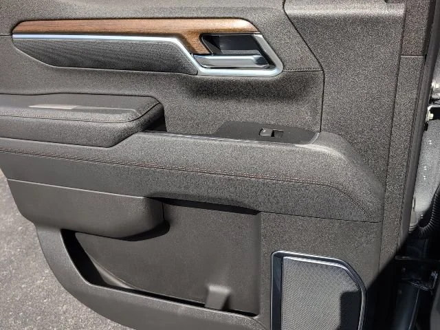 2025 Chevrolet Silverado 1500 High Country - Photo 9