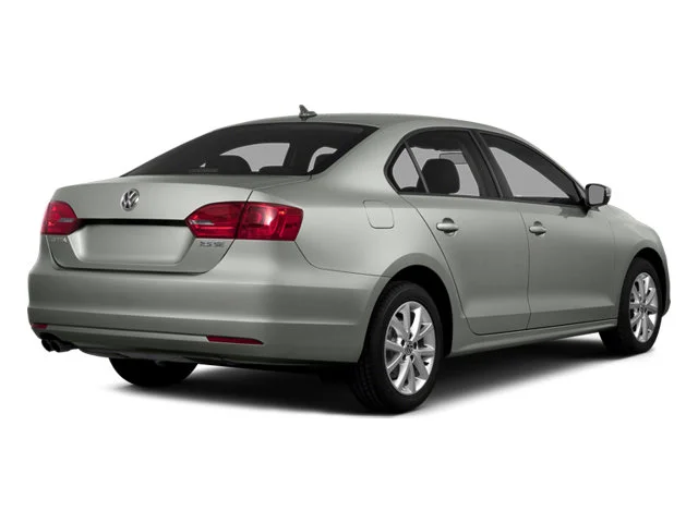 Used 2014 Black Volkswagen SE image 2