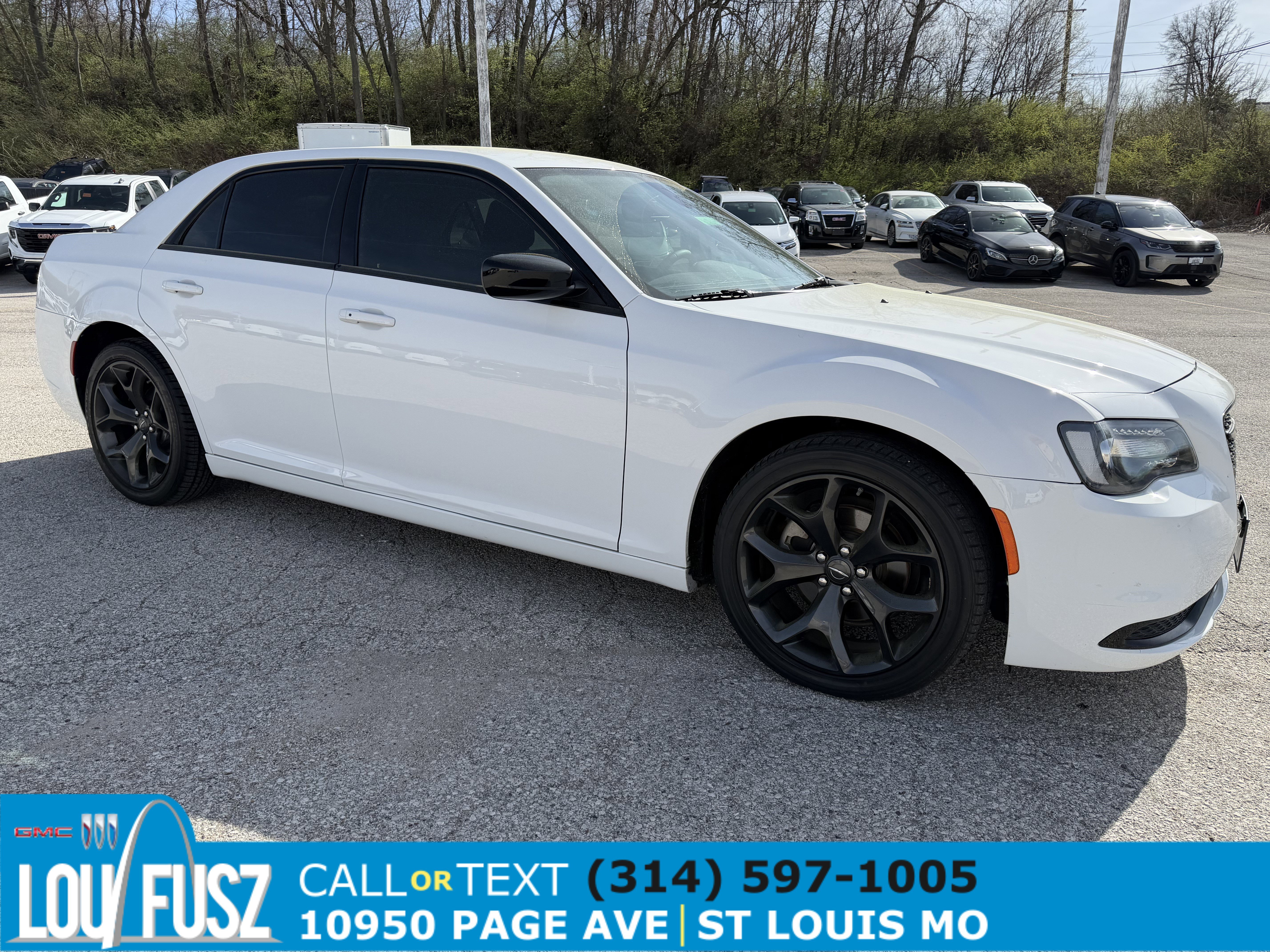 2023 Chrysler 300 Touring