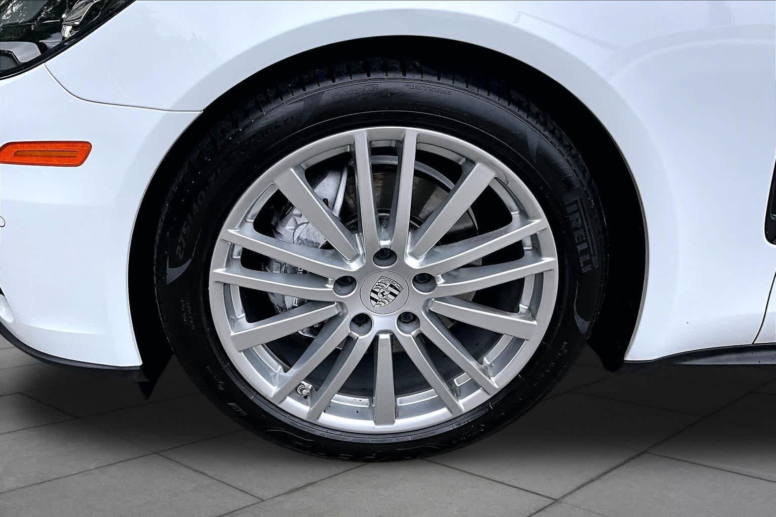 Used 2020 Carrara White Metallic Porsche 4 image 11