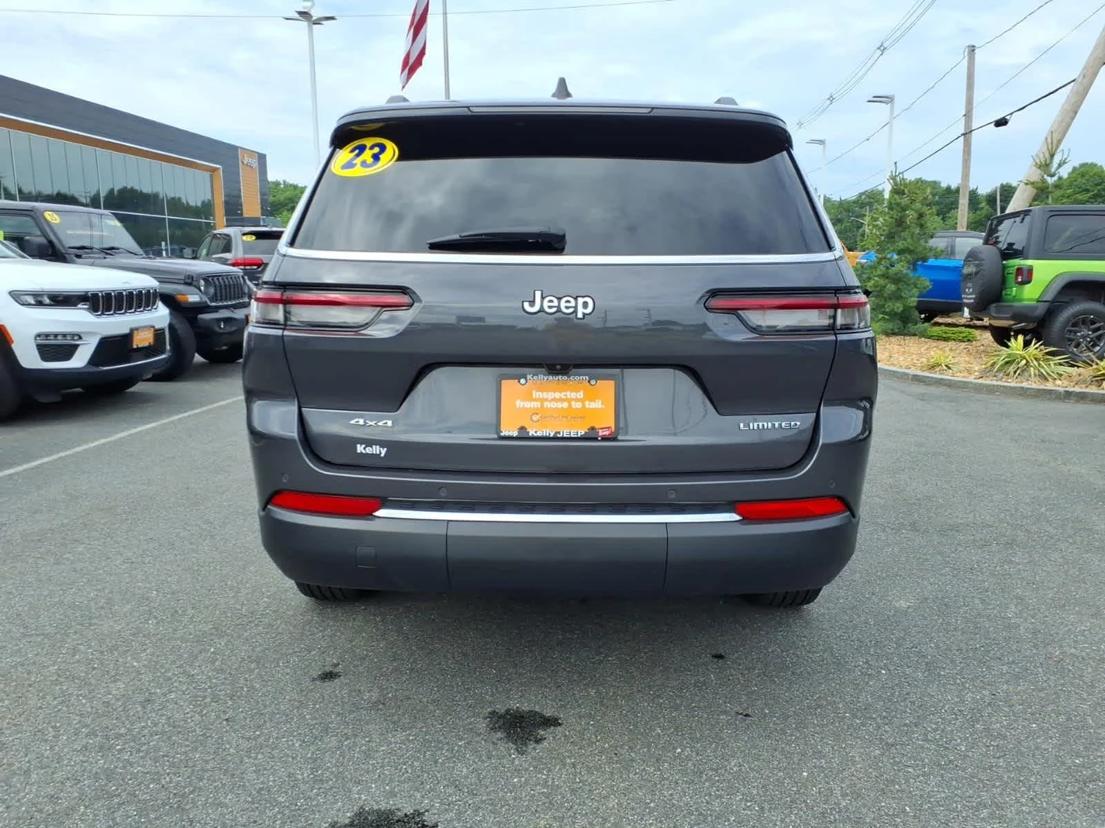Certified Used 2023 Baltic Gray Metallic Clearcoat Jeep Limited image 9
