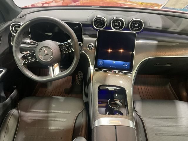 Certified Used 2026 MANUFAKTUR Patagonia Red Metallic Mercedes-Benz GLC 300 image 17
