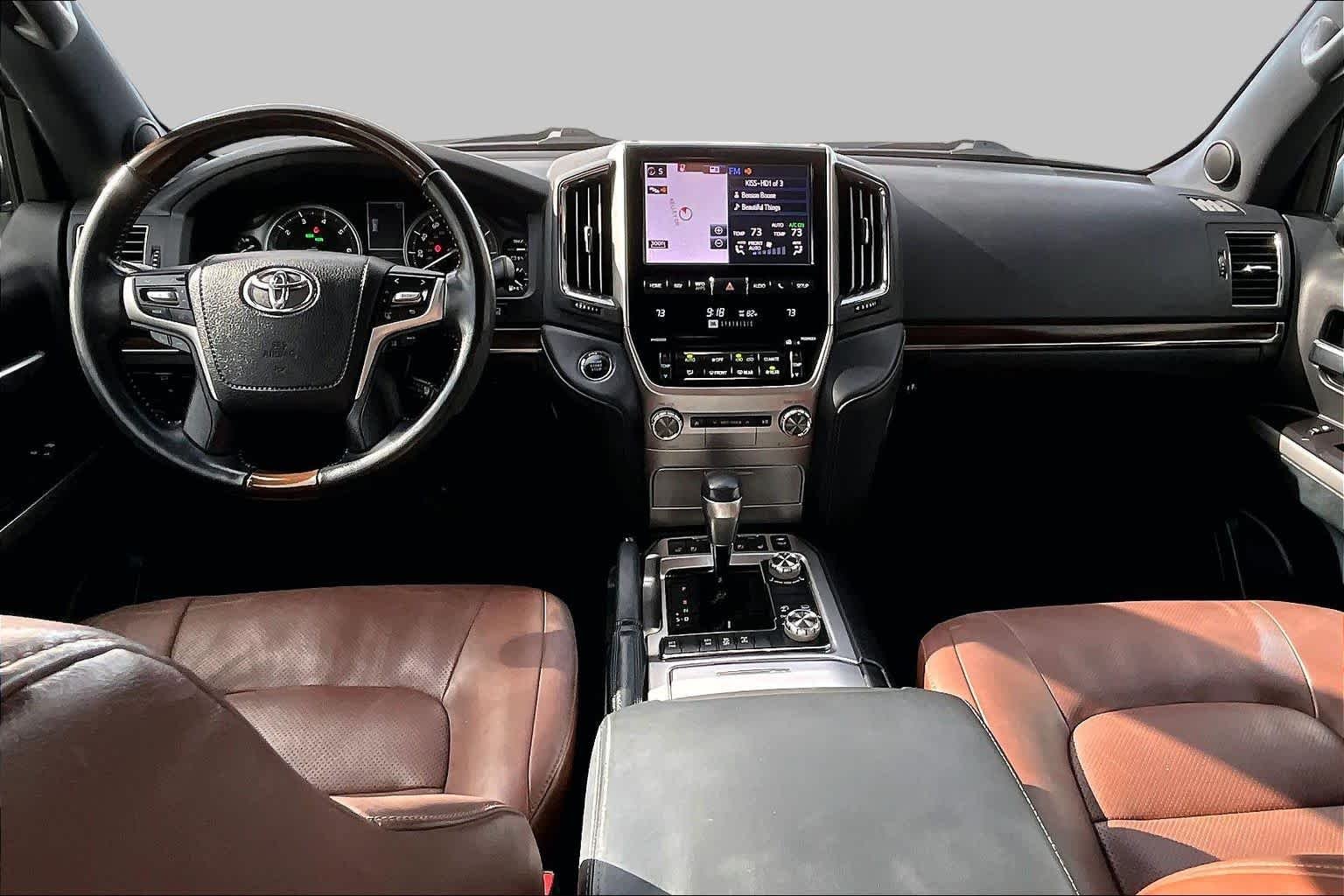 Used 2021 Blizzard Pearl Toyota  image 16