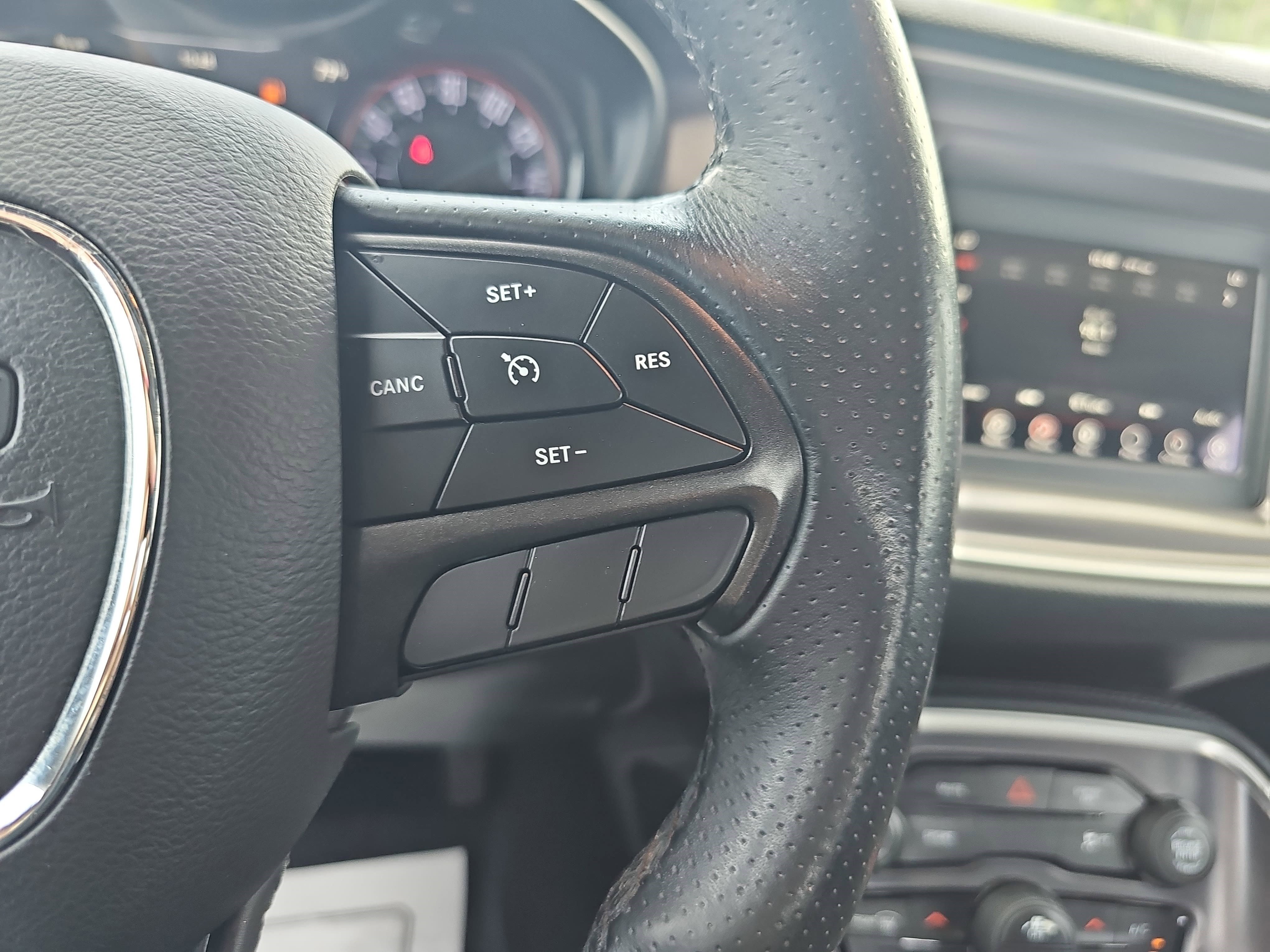 Used 2023 Platinum White Pearl Acura Base image 19