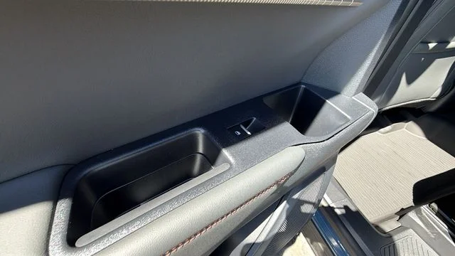 2026 Ford Explorer Active - Photo 15