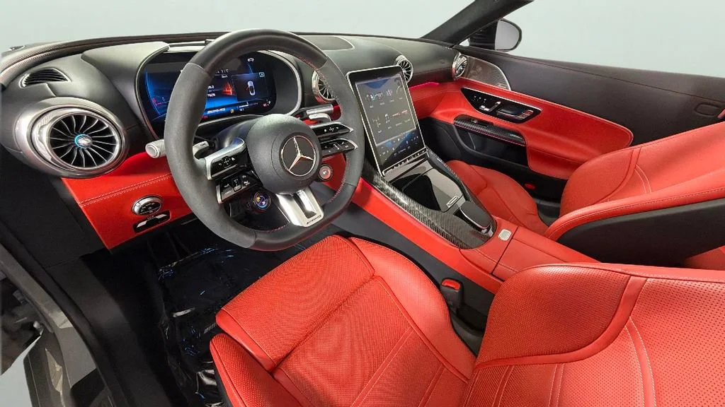 Used 2022 Gray Mercedes-Benz 4MATIC® image 22