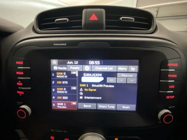 Used 2018 White Kia Plus image 16