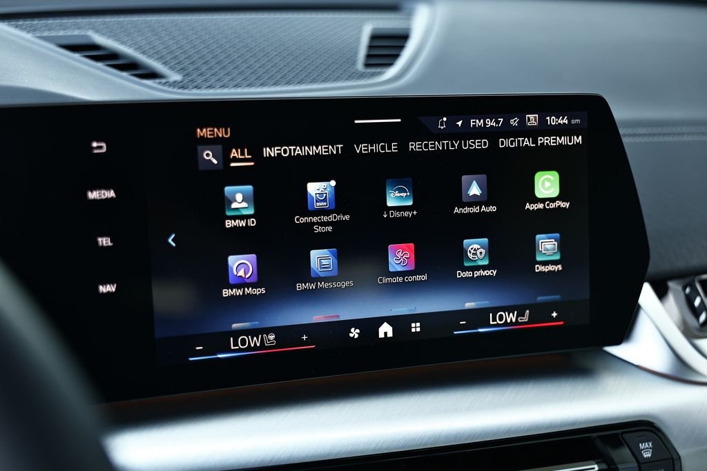New 2027 C31 BMW xDrive28i image 34