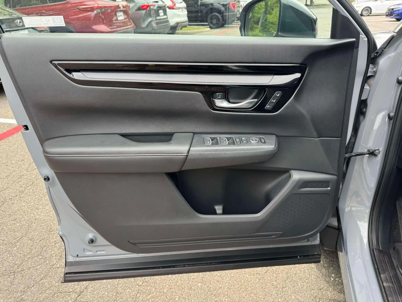 Used 2025 Urban Gray Pearl Honda Sport Touring image 20