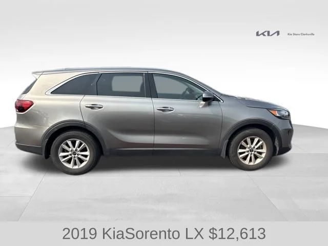 Used 2019 Silver Kia LX image 9