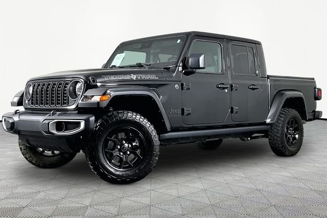 Used 2024 Black Jeep Texas Trail image 1