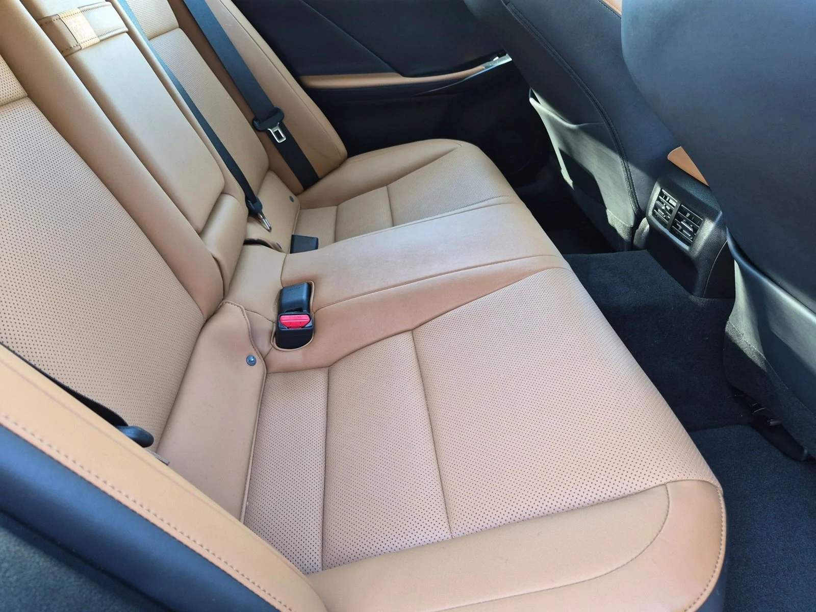 Used 2025 Cloudburst Gray Lexus IS 350 F SPORT Design image 18