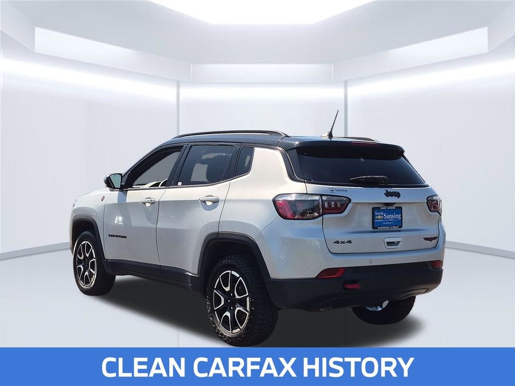 Used 2024 Silver Jeep Trailhawk image 3