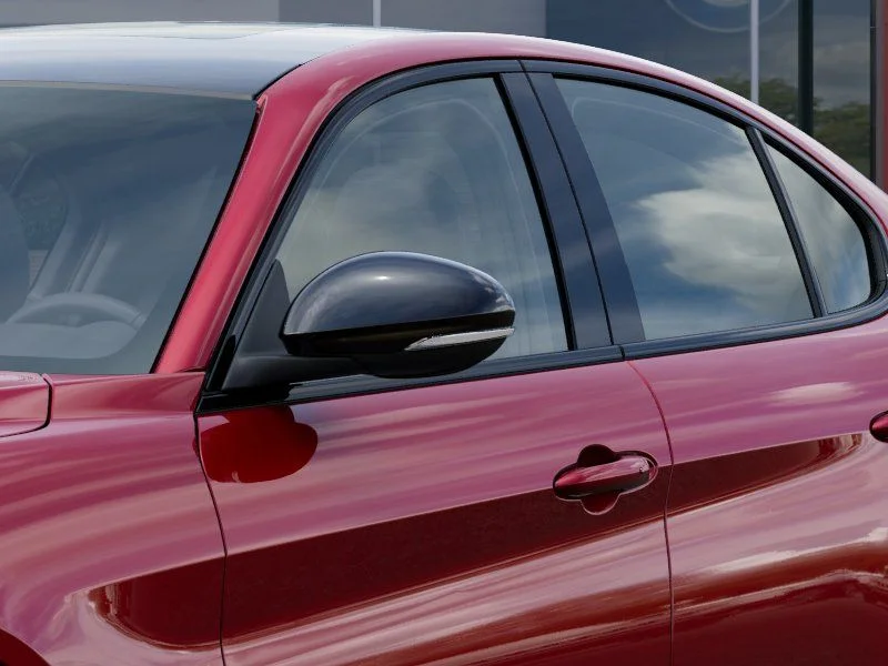 New 2025 Alfa Rosso (Red) Exterior Paint Alfa Romeo Base image 13