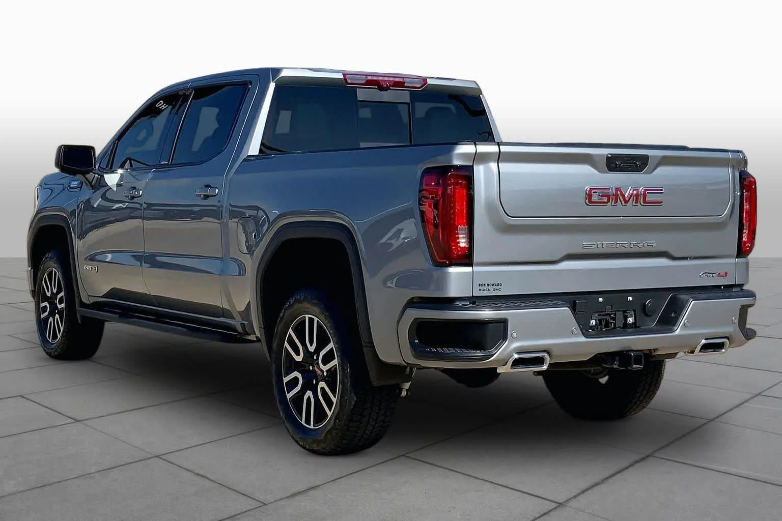 Used 2025 Sterling Metallic GMC AT4 image 12