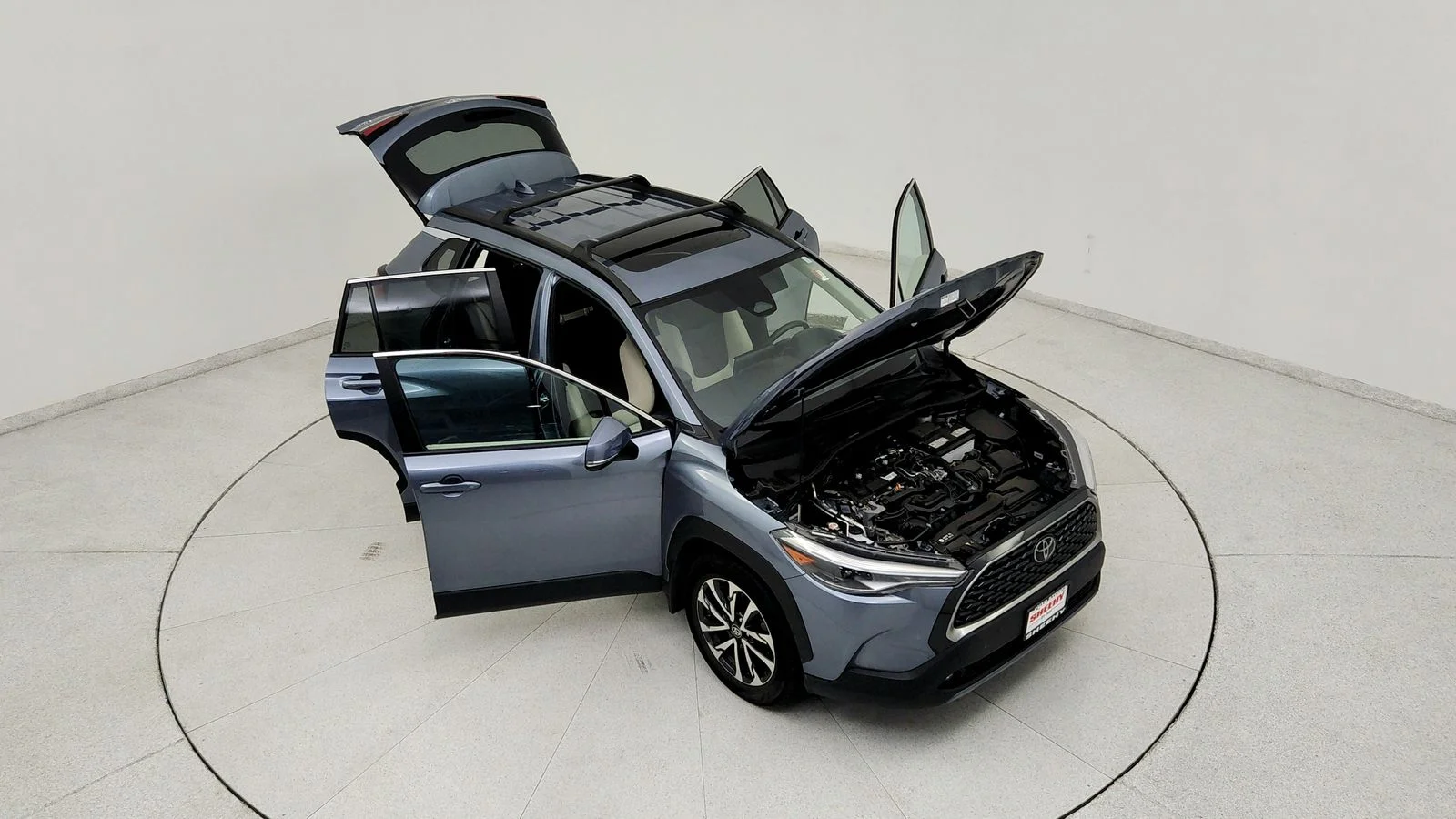Used 2023  Toyota XLE image 21