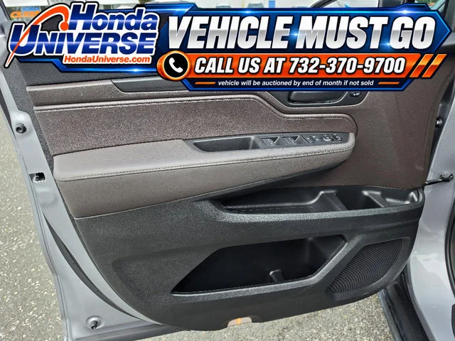 Used 2022 Lunar Silver Metallic Honda EX-L image 20