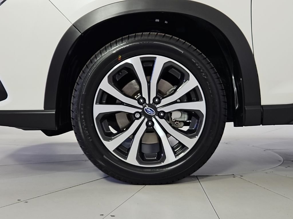 Certified Used 2023 White Subaru Limited image 5