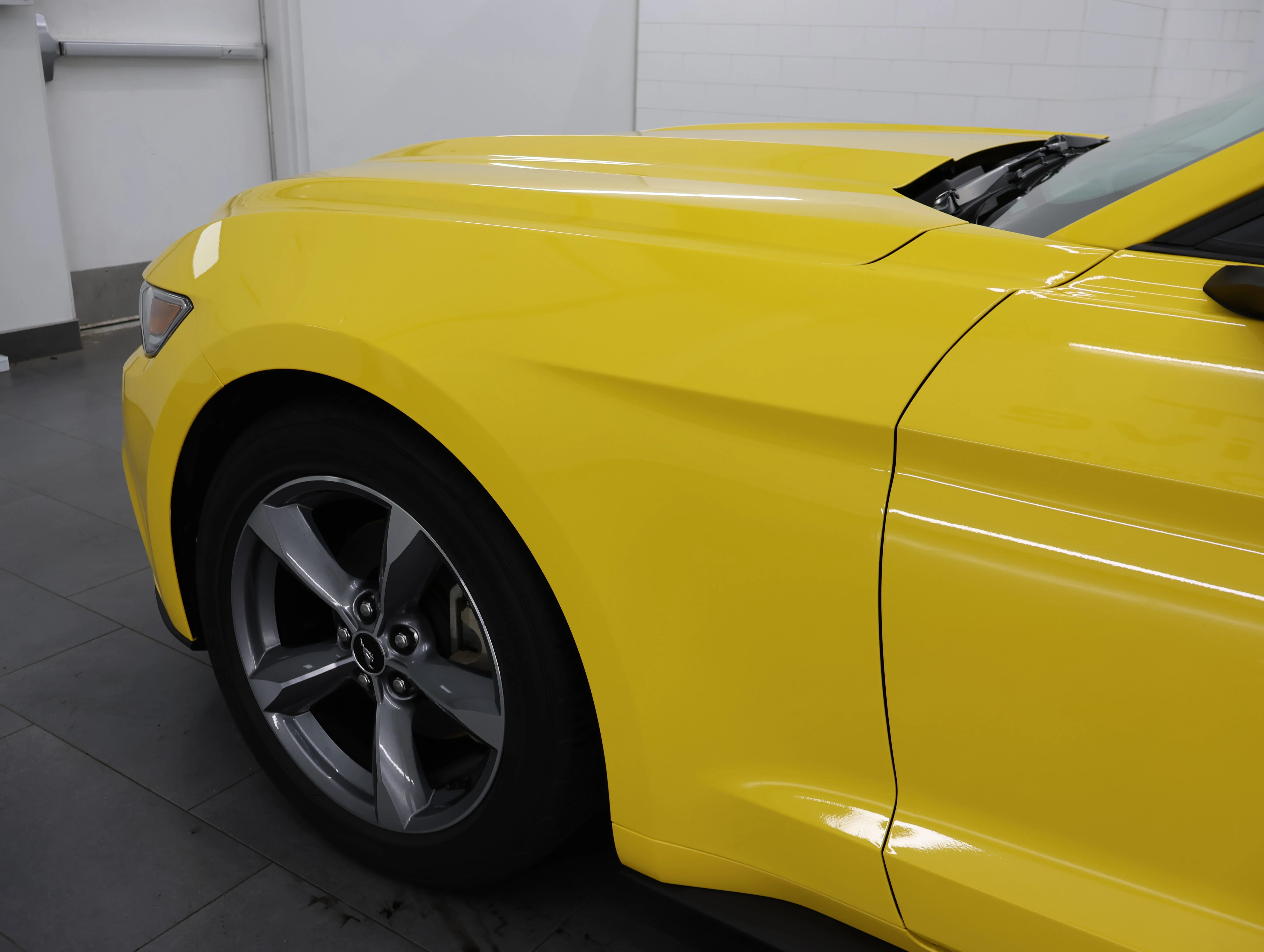 Used 2016 Triple Yellow Tri-Coat Ford V6 image 32