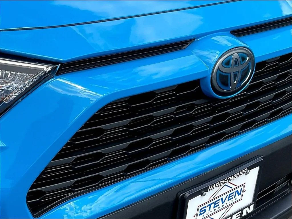 Certified Used 2019 Blue Toyota LE image 36