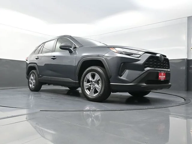 Used 2025 Gray Toyota LE image 30