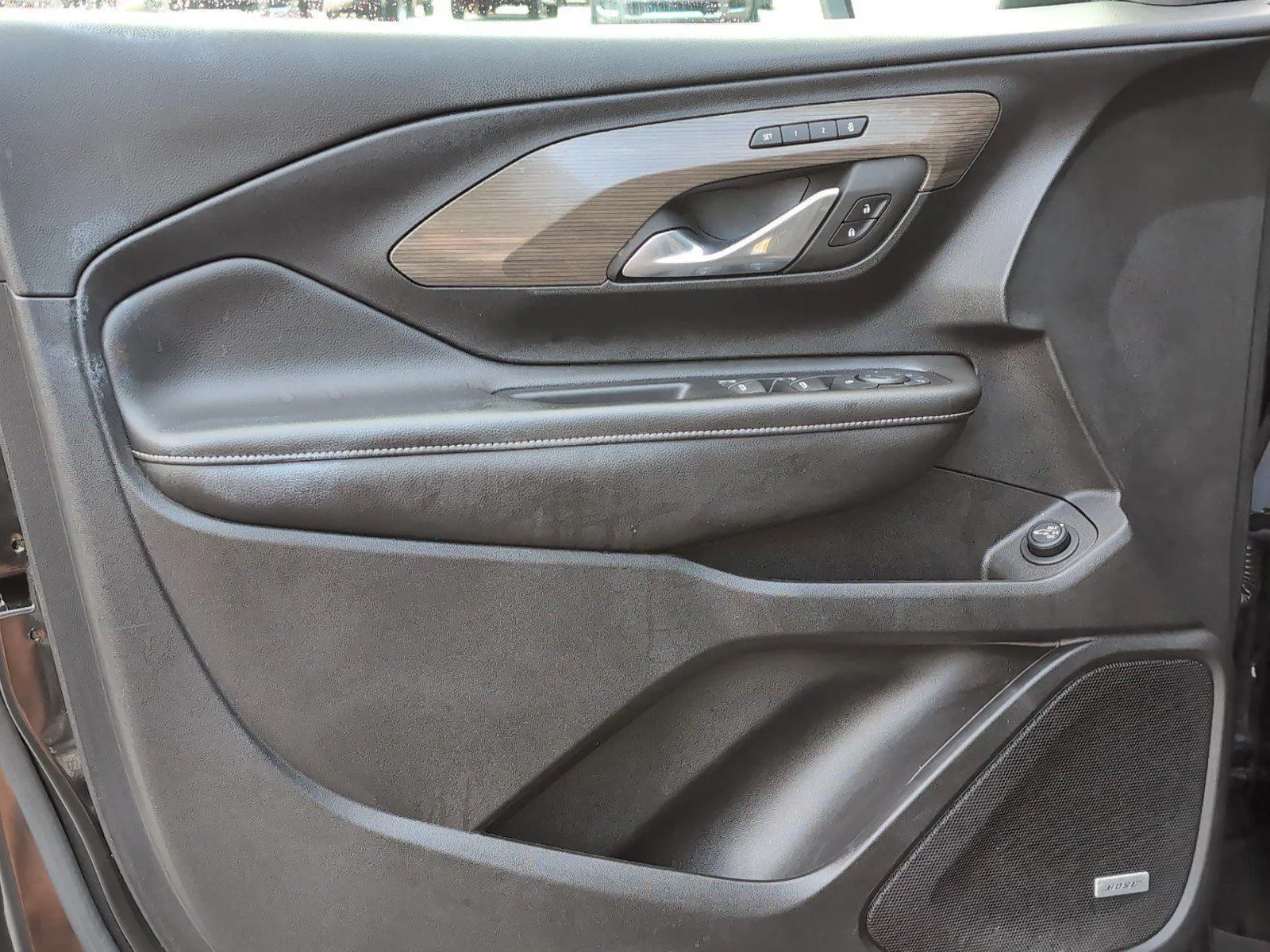 Used 2023 Ebony Twilight Metallic GMC Denali image 18