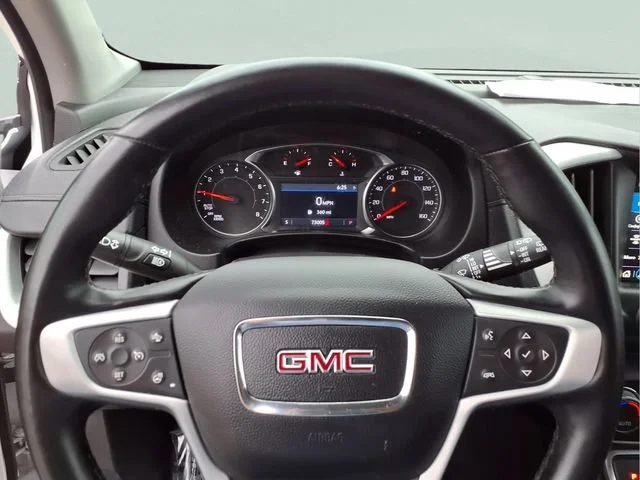 Used 2024 Summit White GMC SLT image 10