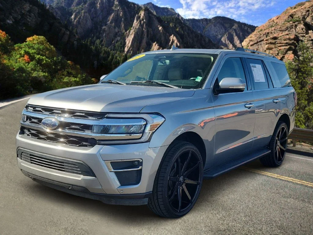Used 2024 Silver Ford Limited image 5